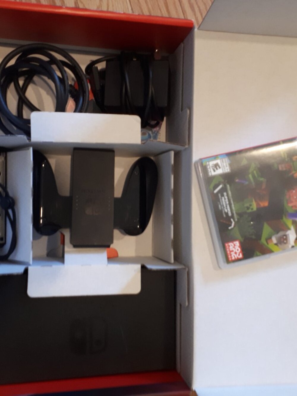 Nintendo switch - Picture 2 of 3
